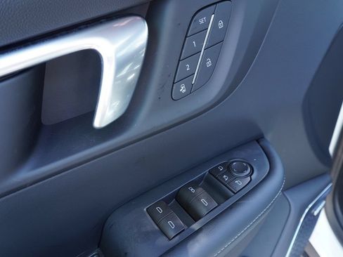 New 2026 Buick Enclave Preferred w/ Super Cruise Package FWD image 16
