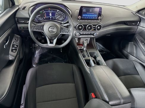 Used 2024 Nissan Sentra SV image 17