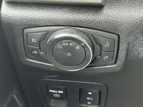 Used 2020 Ford F150 Lariat w/ Equipment Group 502A Luxury AWD/4WD image 20