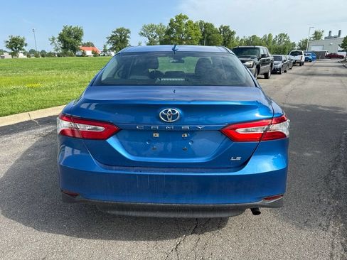 Used 2019 Toyota Camry LE FWD image 6