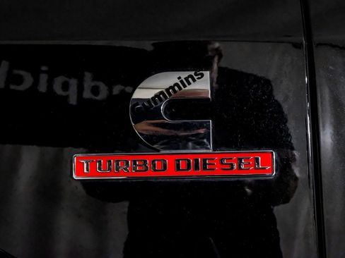 Used 2019 RAM 2500 Limited image 45