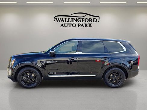 Used 2021 Kia Telluride EX image 7