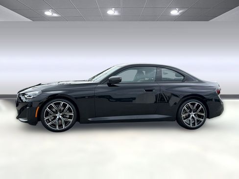 Certified 2024 BMW 230i Coupe w/ Convenience Package RWD image 2