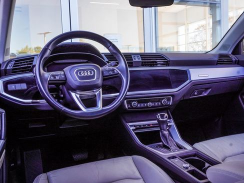 Used 2019 Audi Q3 2.0T Premium image 5