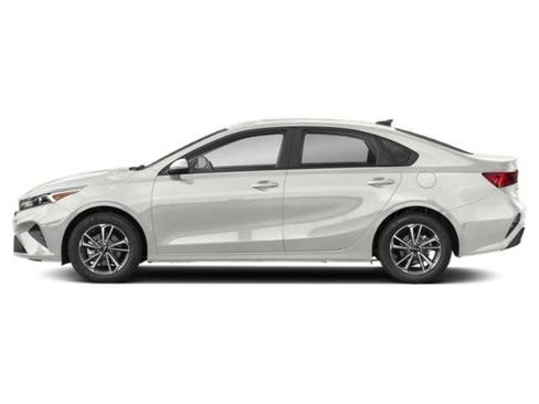 Used 2024 Kia Forte LX FWD image 26