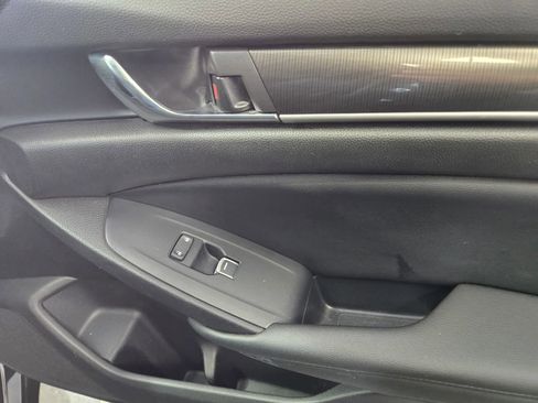 Used 2022 Honda Accord Sport Special Edition image 6
