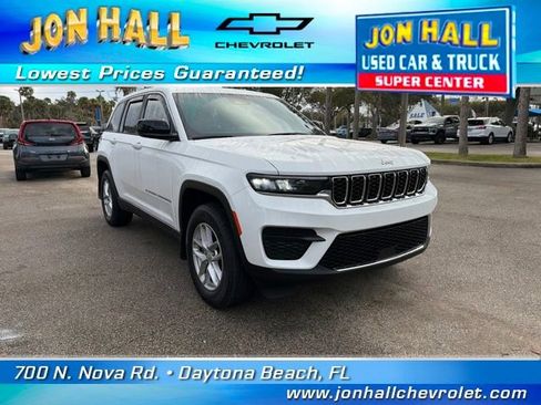 Used 2024 Jeep Grand Cherokee Laredo X w/ Trailer Tow Package image 1