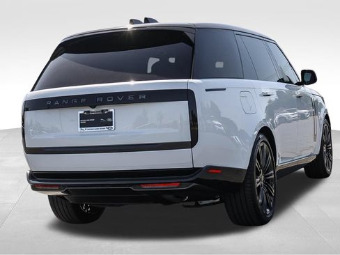 New 2026 Land Rover Range Rover Long Wheelbase SE AWD/4WD image 4