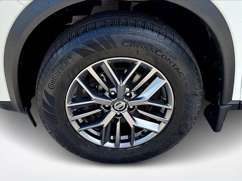 Used 2021 Nissan Rogue S image 30