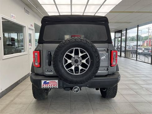 Used 2022 Ford Bronco Badlands AWD/4WD image 6
