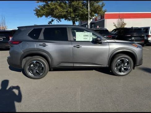 New 2026 Nissan Rogue SV w/ Cold Weather Package image 8