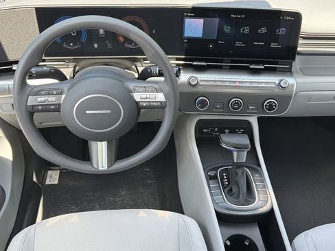 New 2026 Hyundai Kona SE FWD image 23