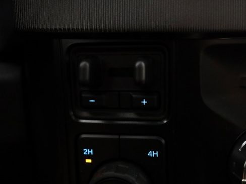 Used 2025 Ford F250 Platinum image 36