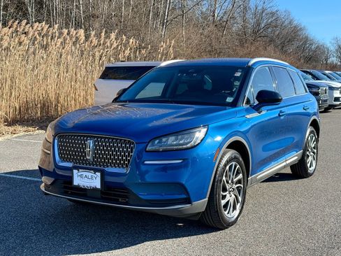 Used 2021 Lincoln Corsair AWD w/ Equipment Group 101A image 3