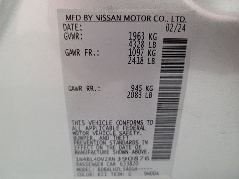 Used 2024 Nissan Altima 2.5 SV image 33