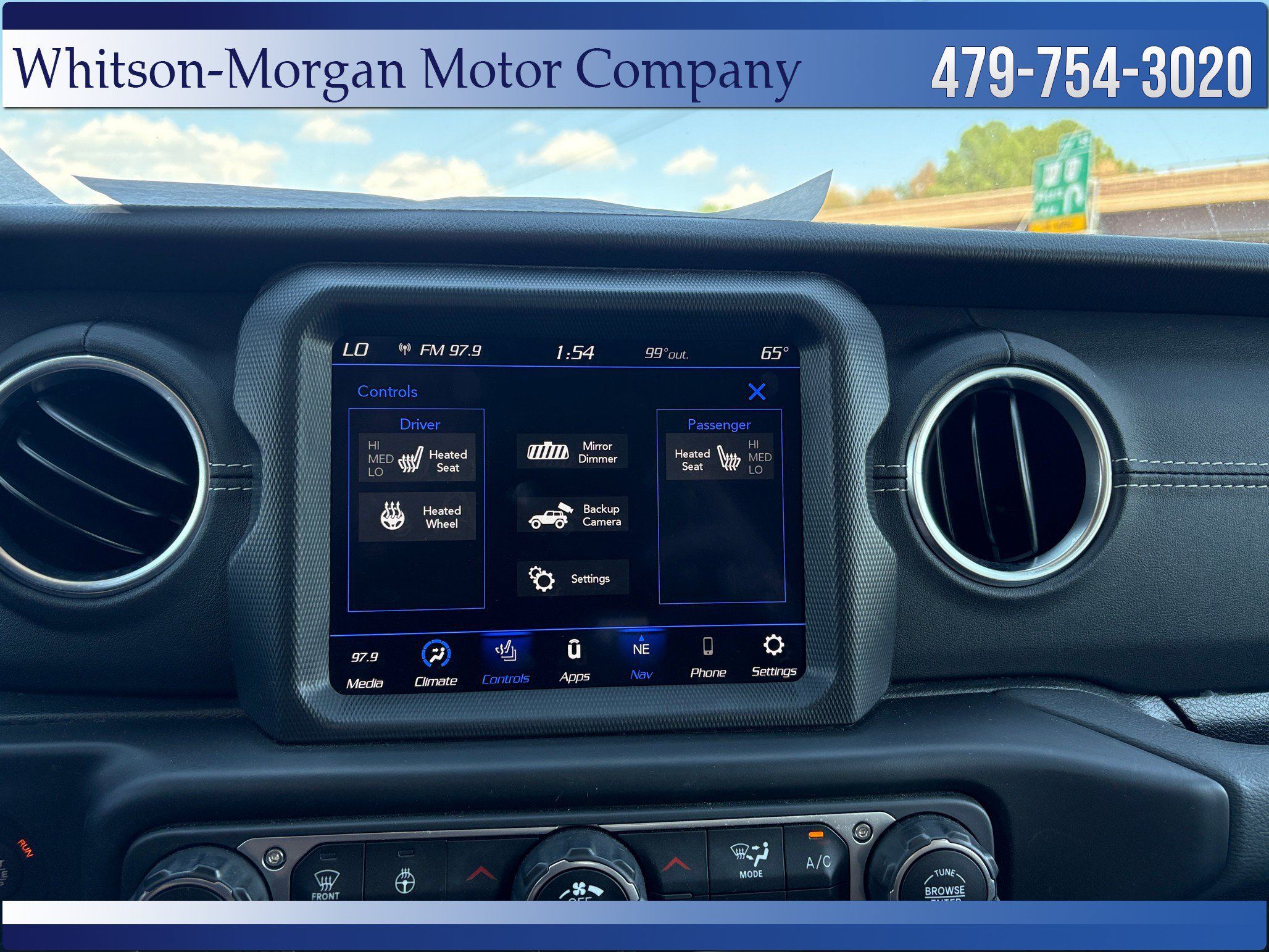 Used 2023 Jeep Wrangler Unlimited Sahara w/ Cold Weather Group AWD/4WD image 17