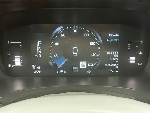 Used 2017 Volvo S90 T5 Momentum w/ Vision Package image 18