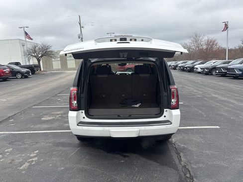 Used 2019 GMC Yukon Denali w/ Denali Ultimate Package image 10