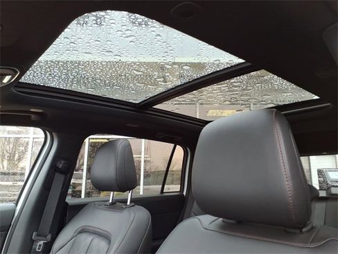 New 2026 Jeep Cherokee Overland image 29