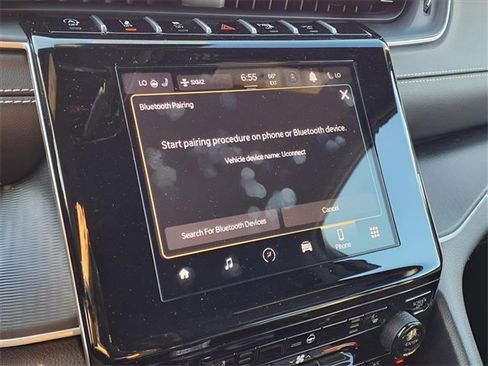 Used 2024 Jeep Grand Cherokee L Altitude image 12