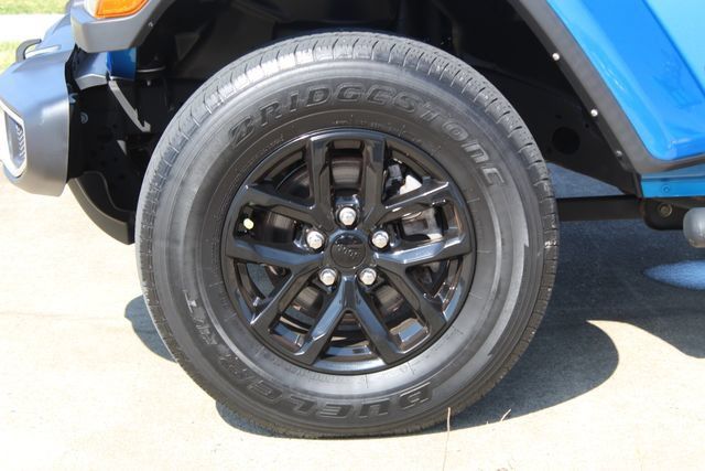 Used 2022 Jeep Gladiator Sport AWD/4WD image 10