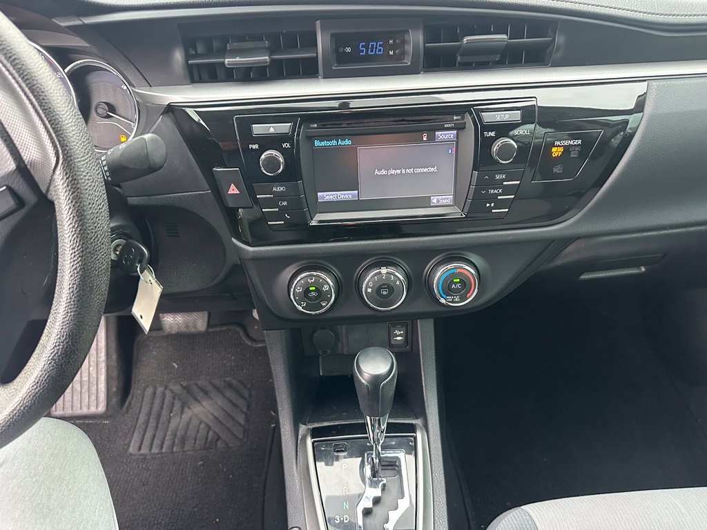 Used 2016 Toyota Corolla L FWD image 11