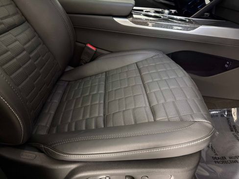 Used 2025 Cadillac Escalade V AWD/4WD image 24