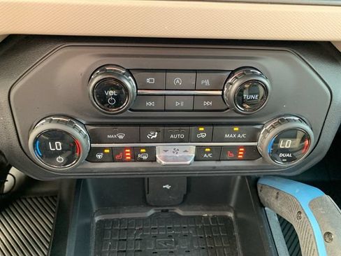 Used 2024 Ford Bronco Wildtrak AWD/4WD image 17