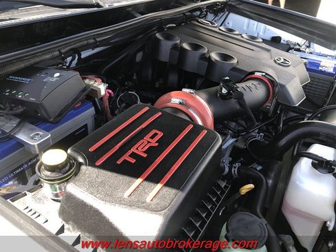 Used 2015 Toyota 4Runner TRD Pro AWD/4WD image 28