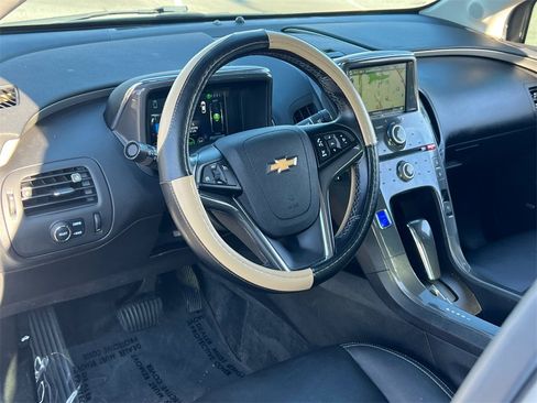 Used 2015 Chevrolet Volt Premium w/ Premium Trim Package image 14
