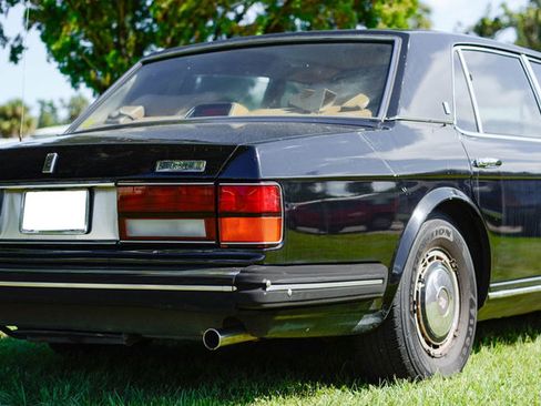 Used 1991 Rolls-Royce Silver Spur II image 27