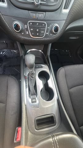 Used 2023 Chevrolet Malibu LT FWD image 25