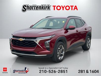 Used 2025 Chevrolet Trax LT