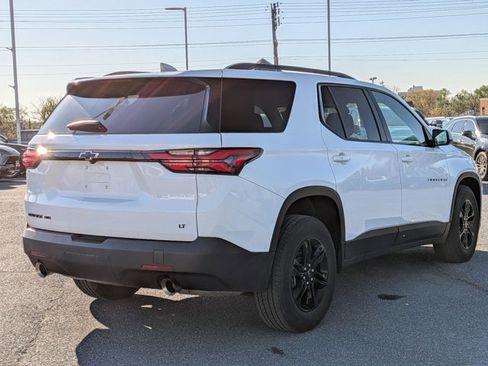 Used 2023 Chevrolet Traverse LT w/ Midnight/Sport Edition image 5