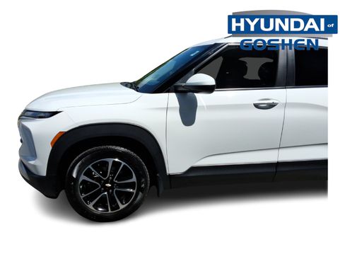 Used 2024 Chevrolet TrailBlazer LT w/ LT Cold Weather Package AWD/4WD image 5