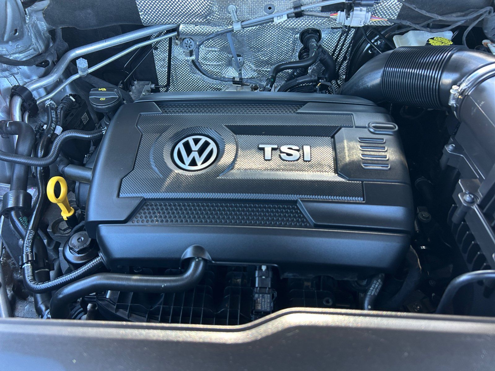 Certified 2022 Volkswagen Atlas Cross Sport SE AWD/4WD image 21