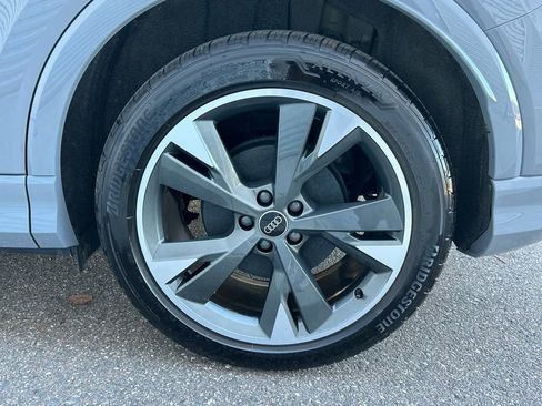 Used 2024 Audi Q4 e-tron Premium w/ Convenience Package image 61