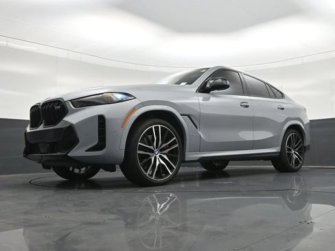 Used 2026 BMW X6 M60i AWD/4WD image 24