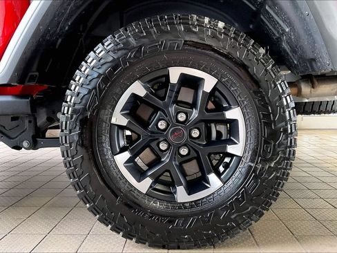 Used 2026 Jeep Gladiator Rubicon AWD/4WD image 31