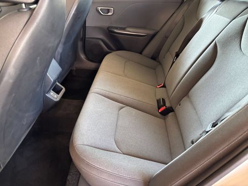 Used 2025 Kia K4 FWD image 24