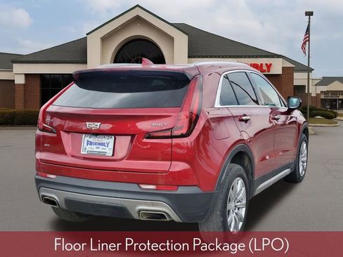 Used 2022 Cadillac XT4 Premium Luxury w/ Driver Awareness Package AWD/4WD image 4