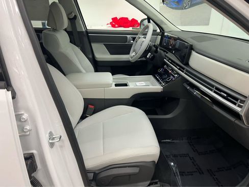 New 2026 Hyundai Santa Fe SE AWD/4WD image 12