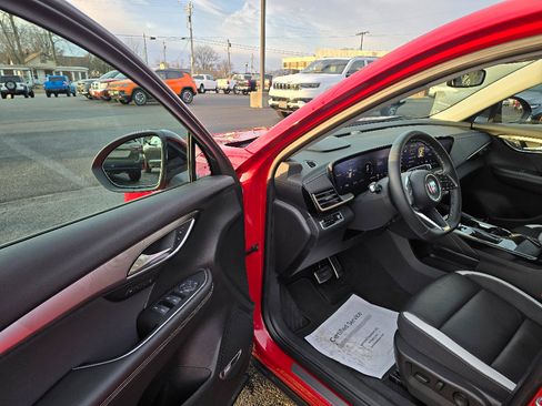 Used 2025 Buick Envision Sport Touring image 15