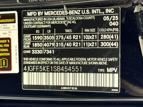Used 2025 Mercedes-Benz GLS 450 4MATIC image 32