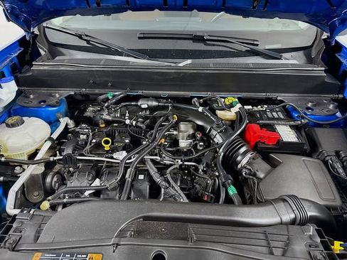 Used 2022 Ford Maverick Lariat image 32