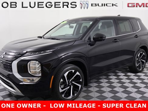 Used 2022 Mitsubishi Outlander SE image 4