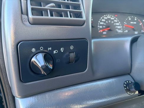 Used 2003 Ford F350 Lariat image 14