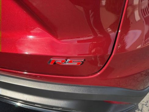 Used 2024 Chevrolet Trax RS w/ Sunroof Package image 9