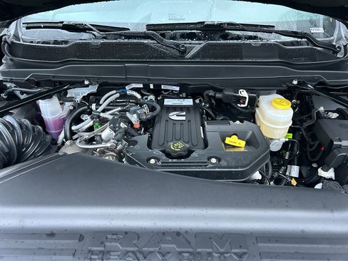 New 2025 RAM 2500 Tradesman image 31