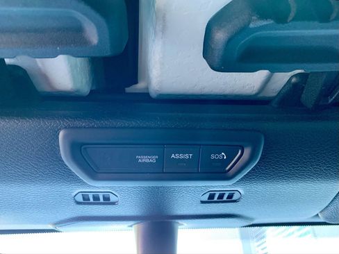 Used 2022 Jeep Gladiator Rubicon w/ LED Lighting Group image 35